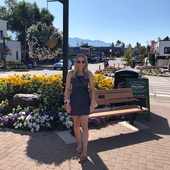 Meet your Posher, Lana - Picture 1 of 1